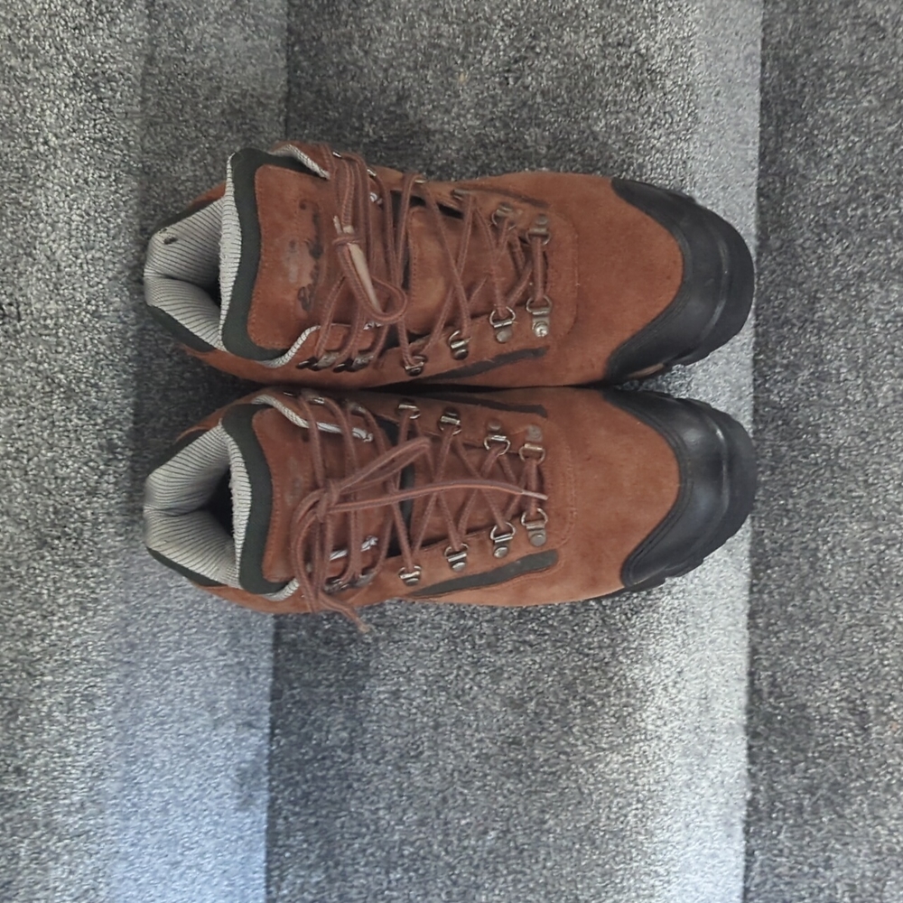 Eddie Bauer RRaichle boots